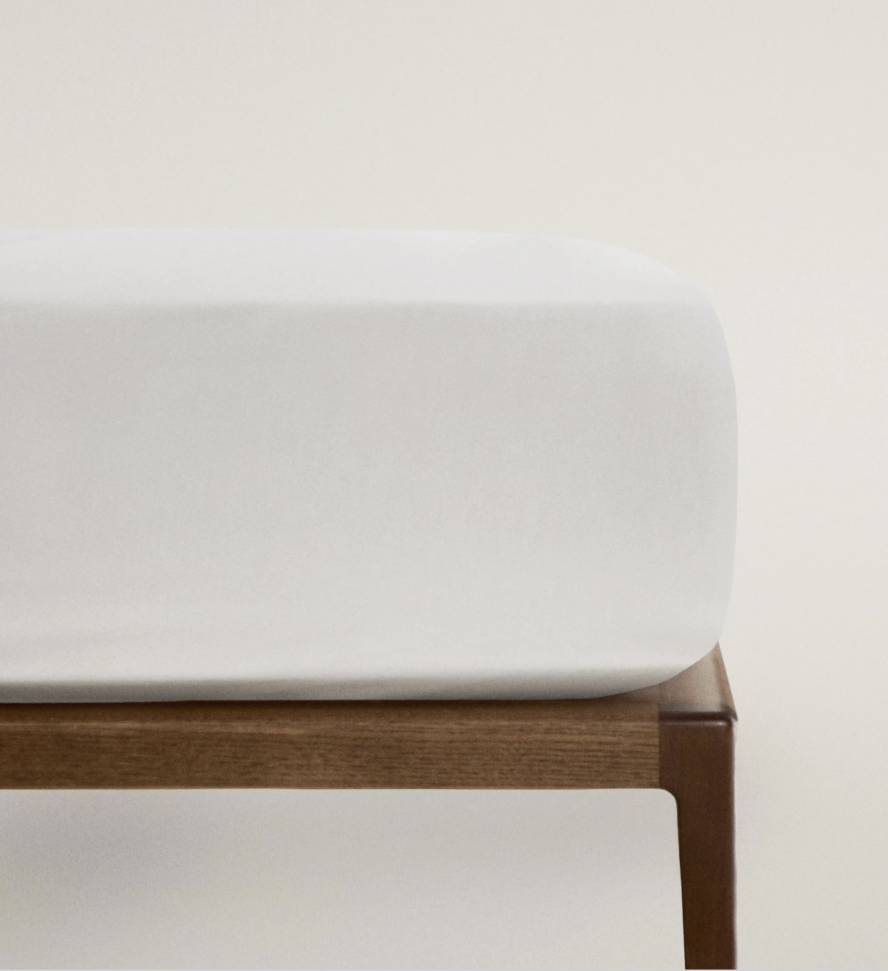 Sateen Fitted Sheet (500 Thread Count, 15.7" Pocket)