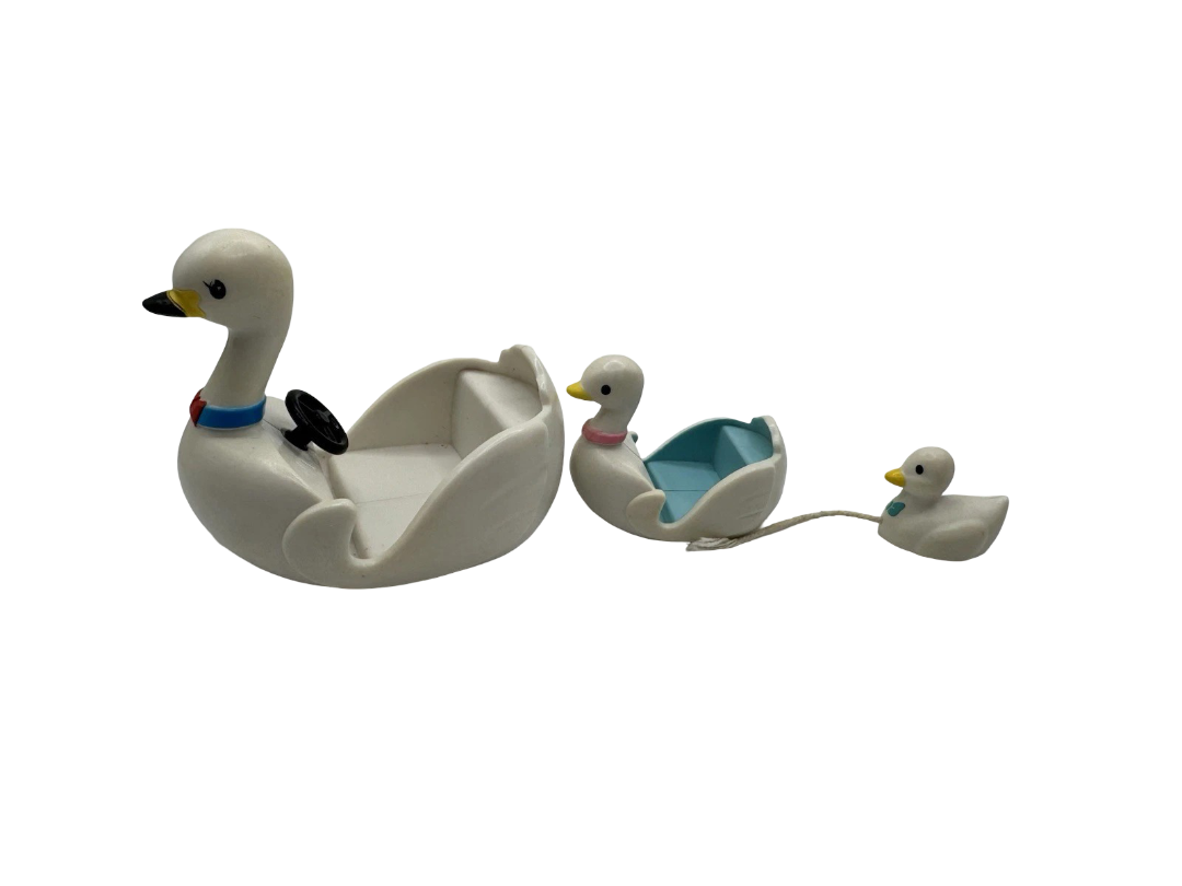 Sylvanian Families: Swan Boat Set