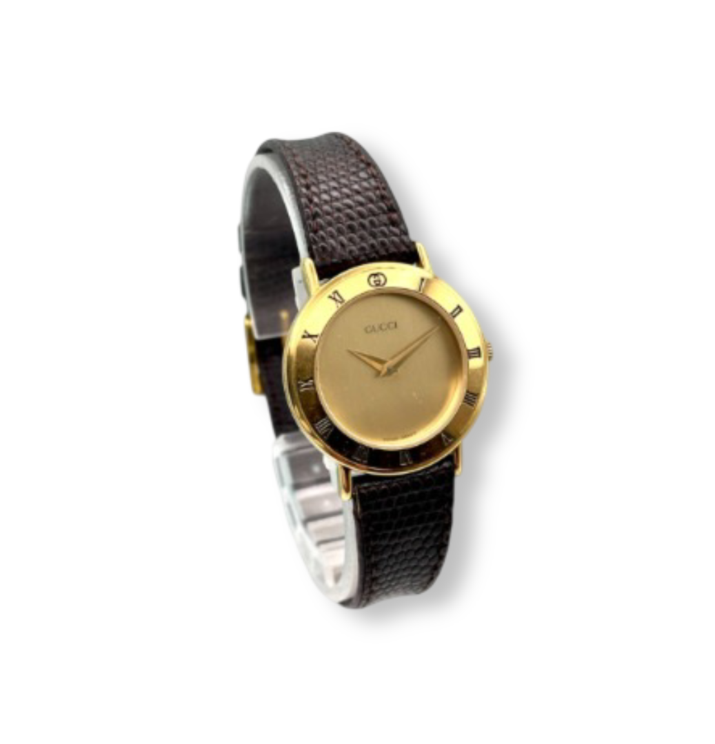Gucci: Vintage Ladies Quartz Watch (Gold)