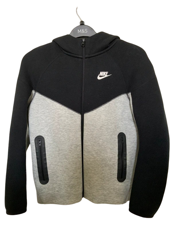 Nike: MenTech Fleece Hoodie