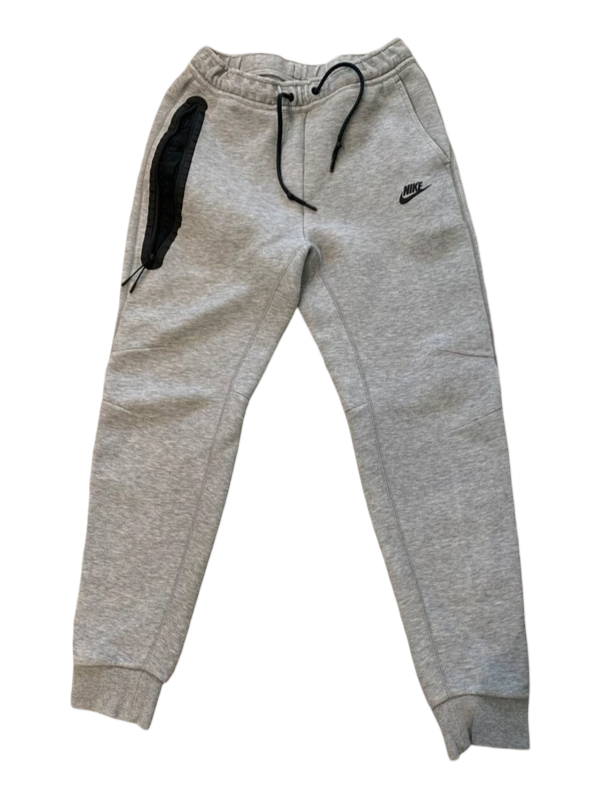 Nike: Men’s Joggers (Grey)