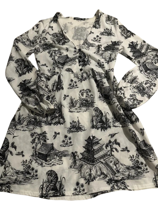 Boohoo: Oriental Design Dress (White)