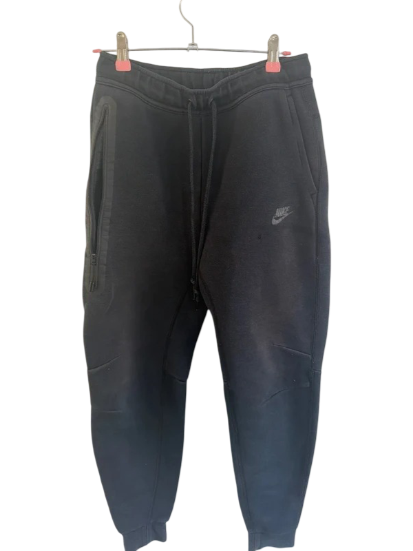 Nike: Men’s Tech Fleece Bottoms (Black)