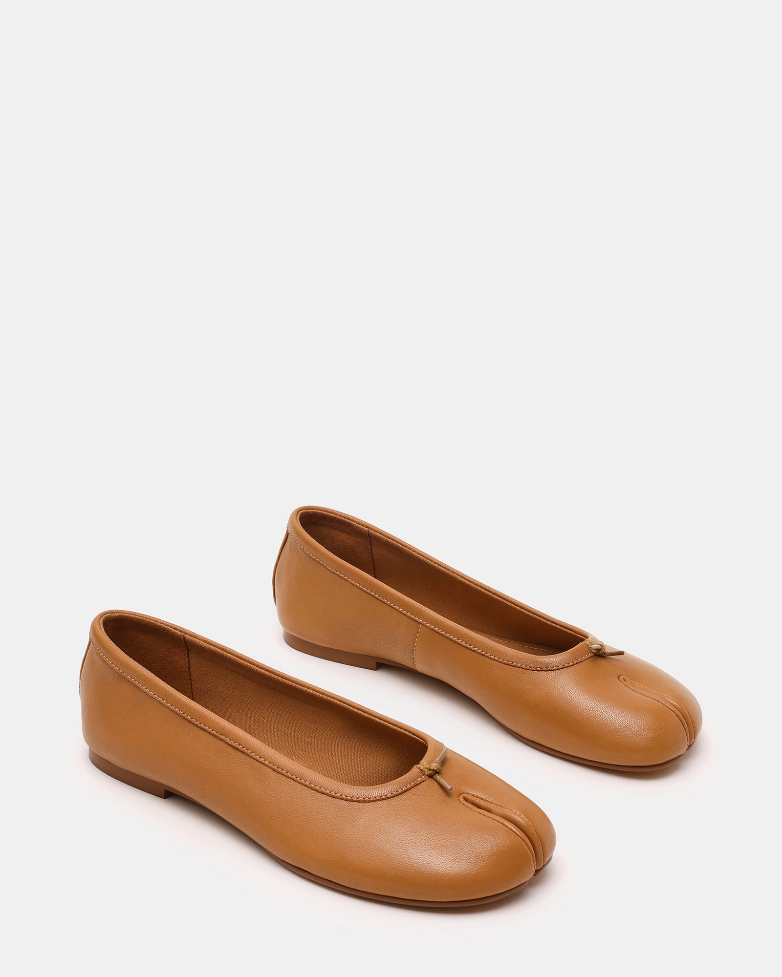 Women's CALICO Flat Shoe (Tan Leather)