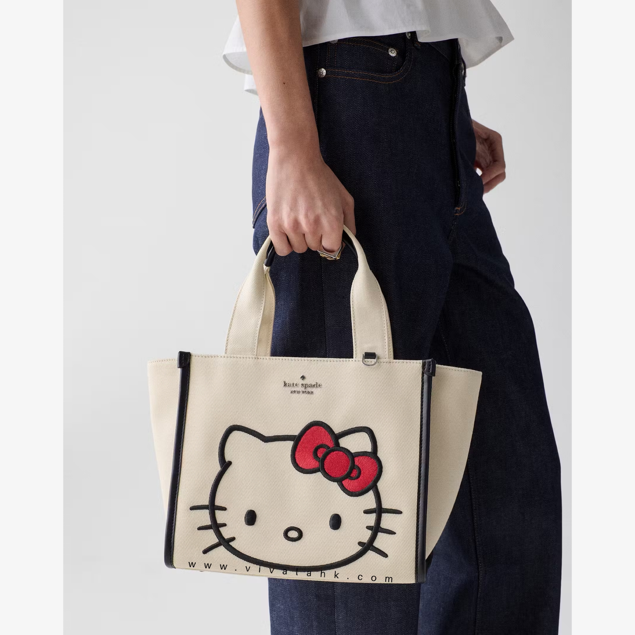 Women's Hello Kitty And Friends X Kate Spade New York Tote Bag (Natural)