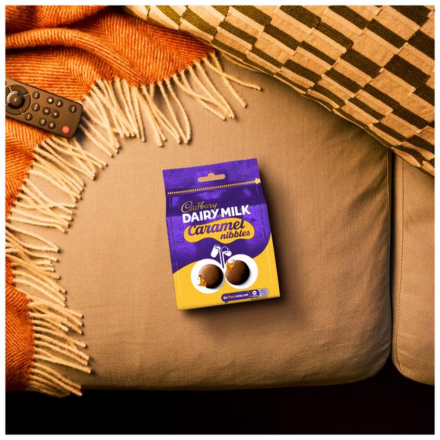 Cadbury: Dairy Milk Caramel Nibbles Chocolate Bag (100g)