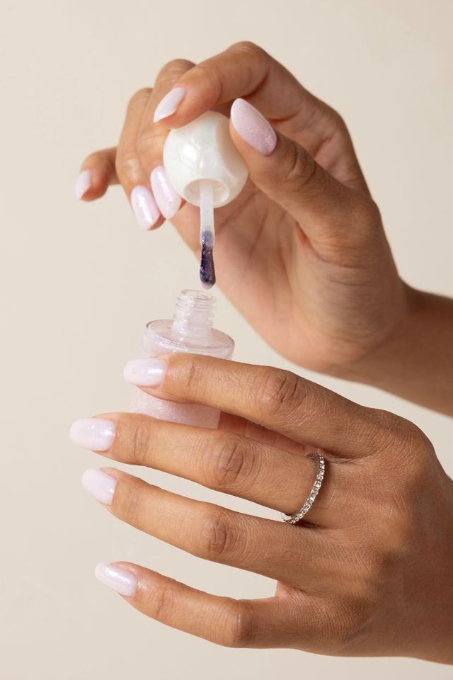 UO Quick-Dry Nail Polish (No Angel)