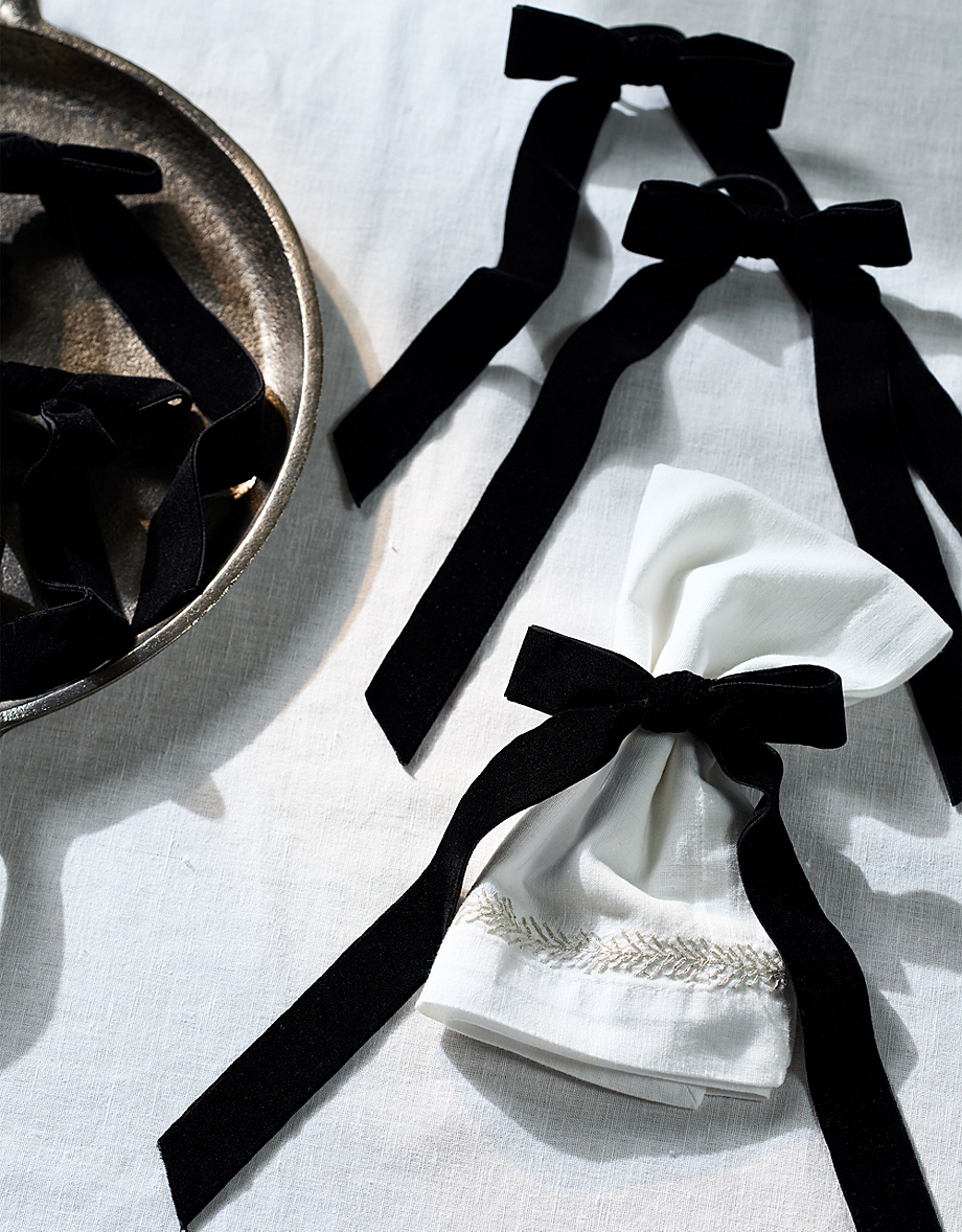 Black Ribbon Napkin Bows (Set of 6)