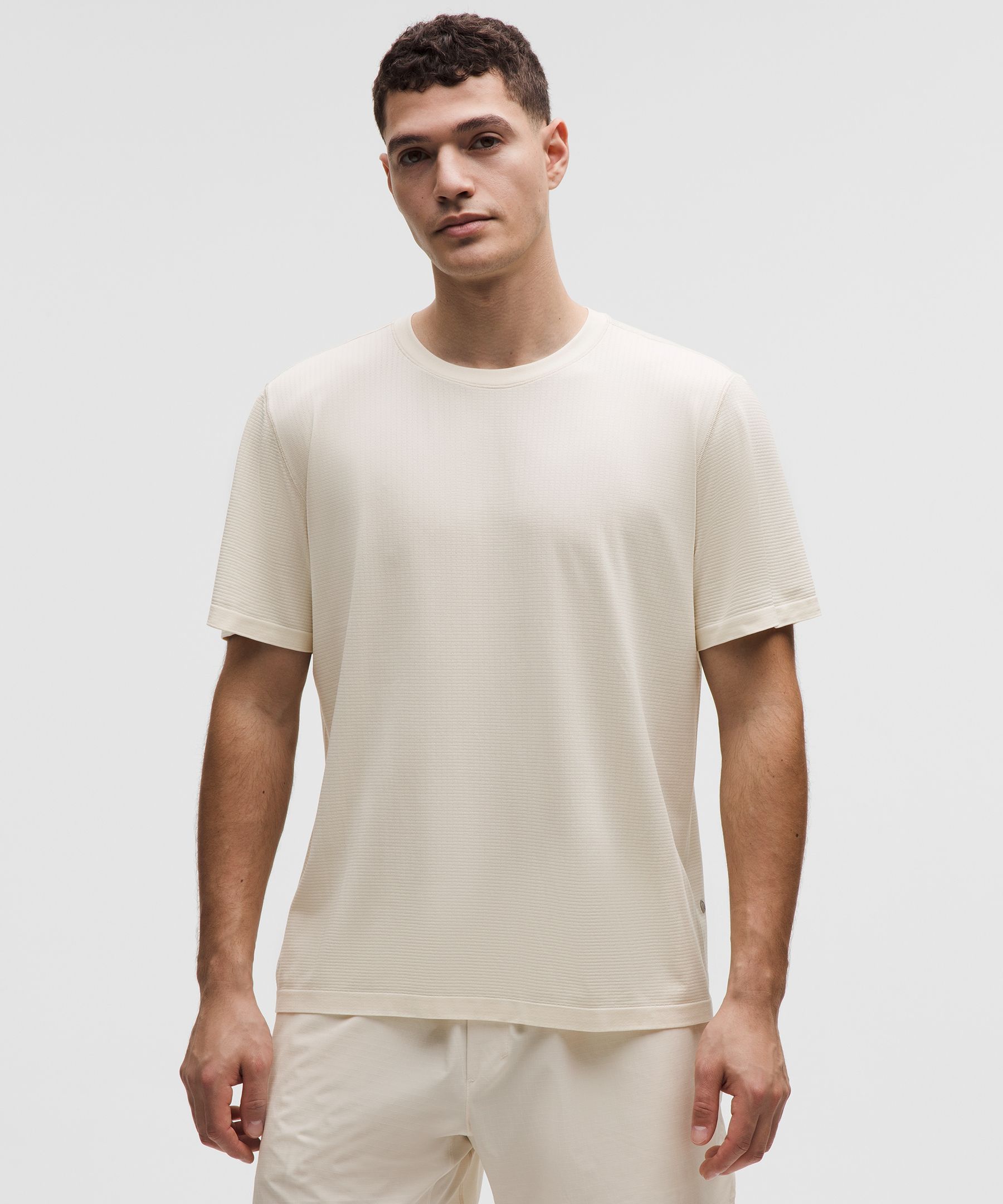 Men's Metal Vent Tech Short-Sleeve Shirt (Melrose Tan)