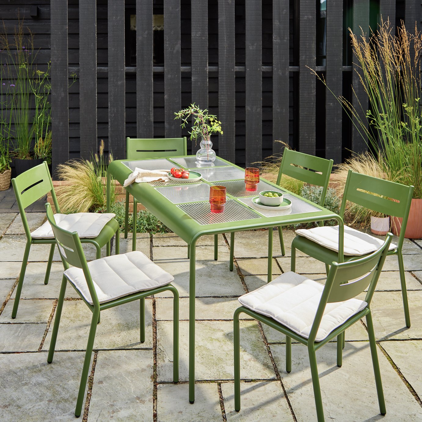 Habitat: Scandi 6 Seater Metal Patio Set (Green)