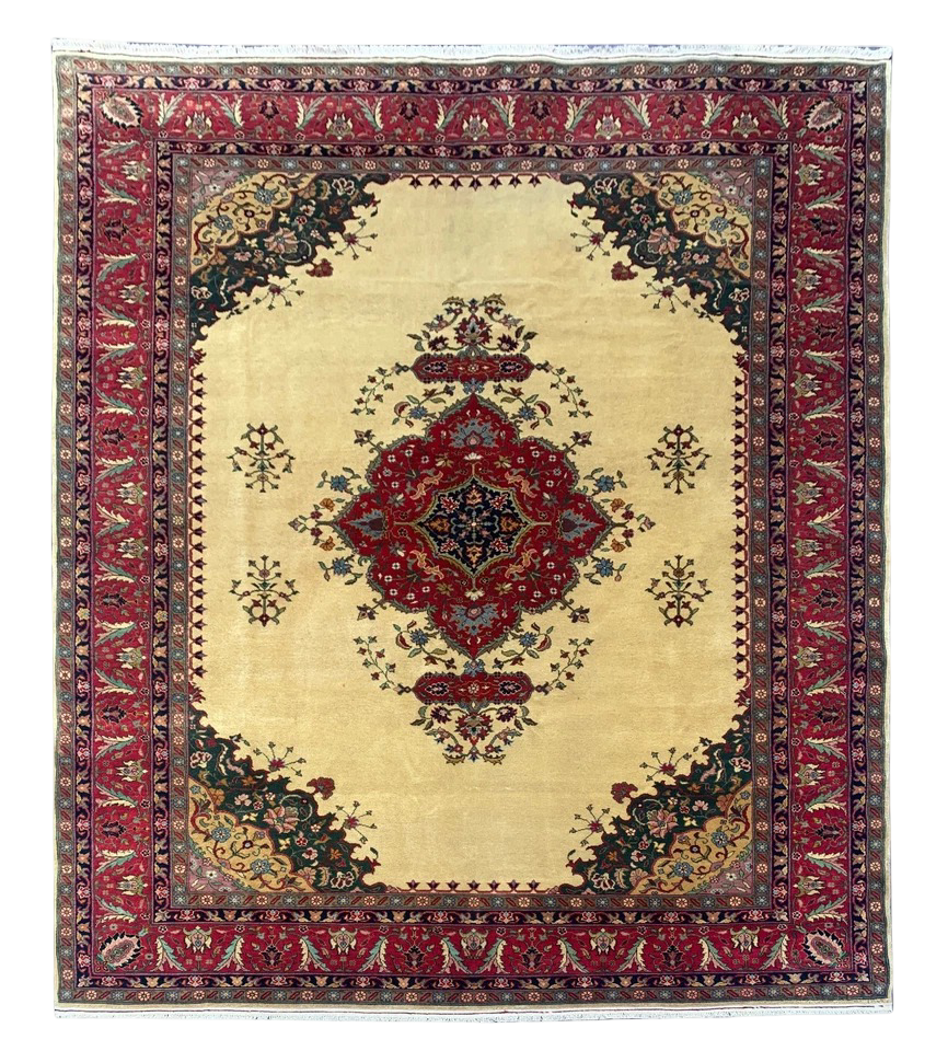 Hand Knotted Vintage Traditional Wool Area Rug