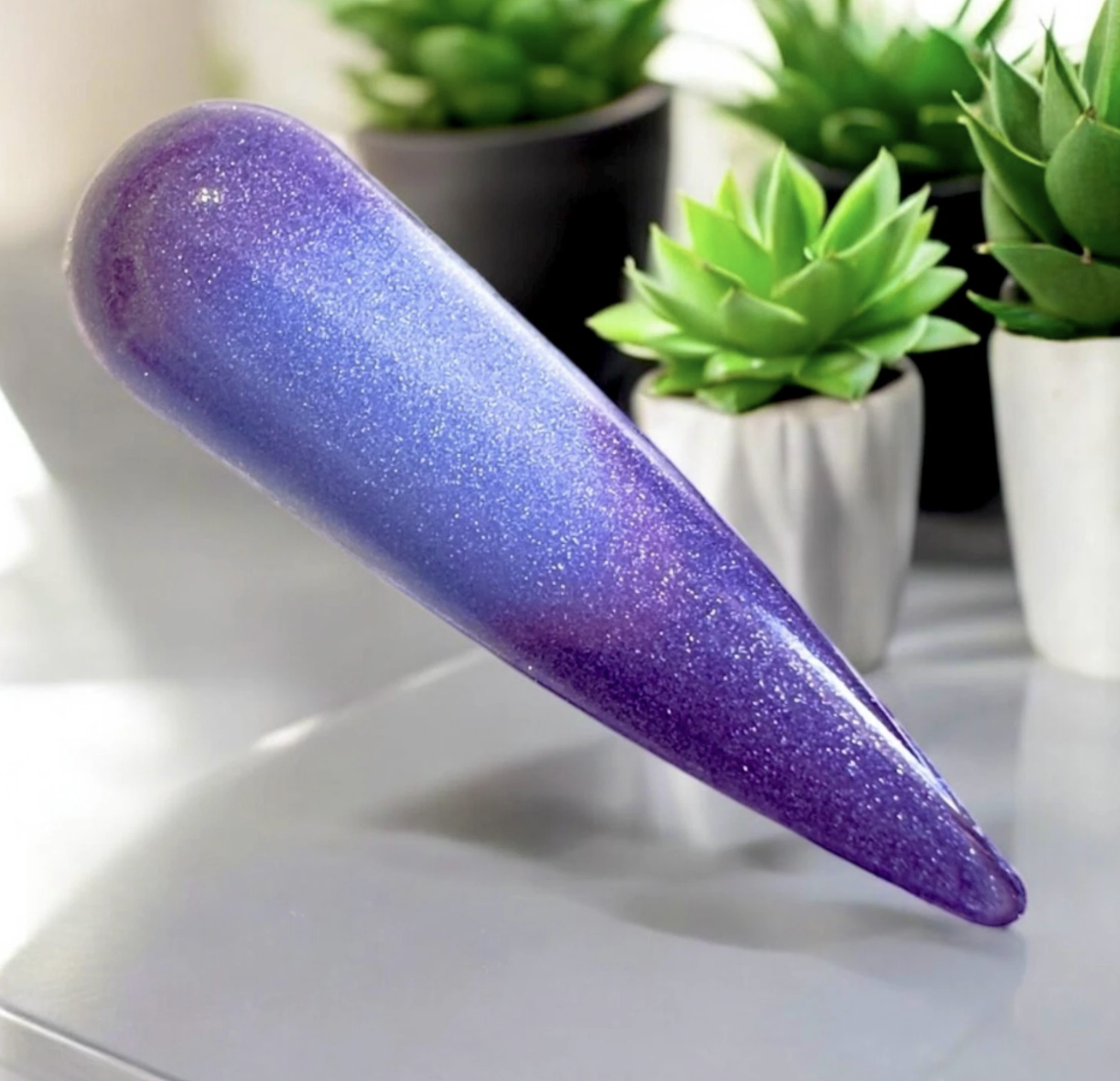 Gummy Bears 2 Thermal Nail Dip Powder (Blue to Purple)