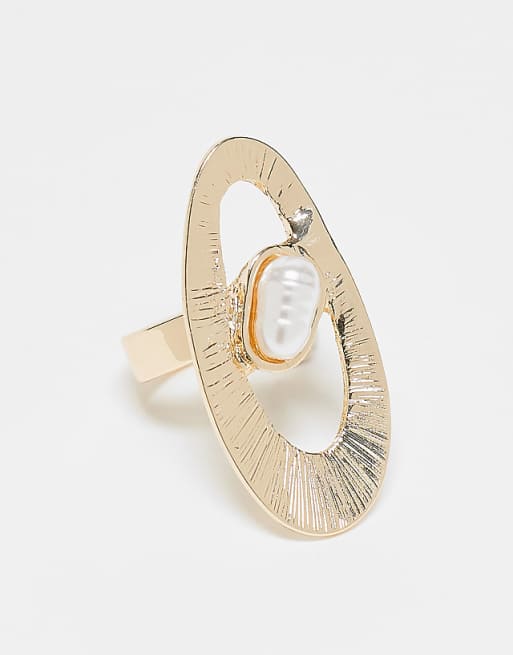 ASOS DESIGN: Women's Ring With Oval and Faux Pearl Detail (Gold Tone)