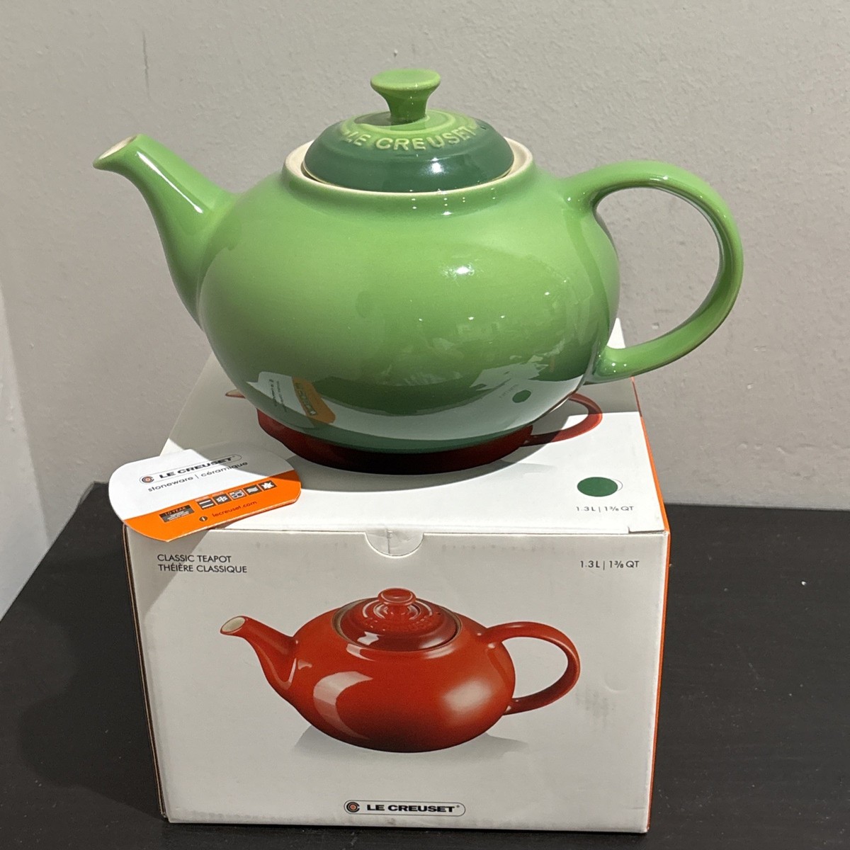 Stoneware Classic Teapot