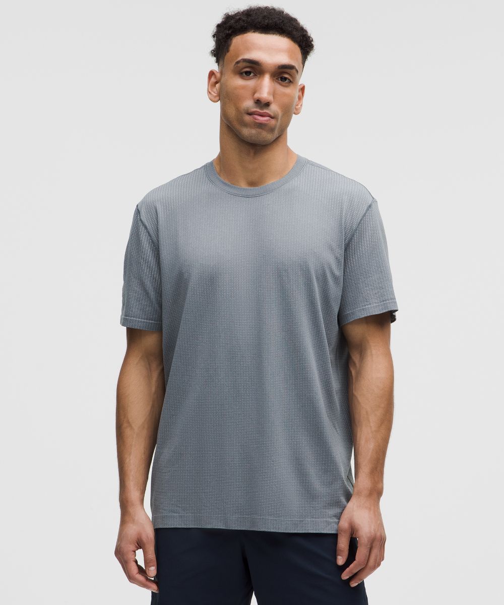 Men's Metal Vent Tech Relaxed-Fit Short-Sleeve Shirt (Vapor/Solar Grey)