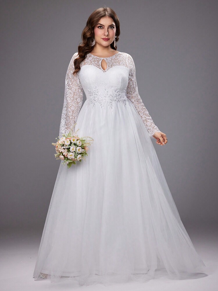 Women's Plus Size Elegant Lace Floral Long Sleeve Mesh Wedding Dress (White)