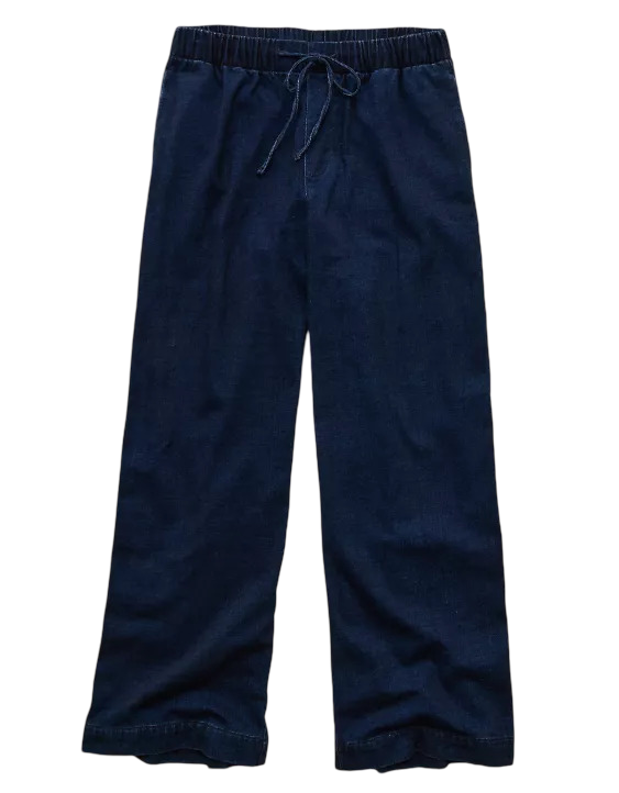 AE Cozy Dreamy Drape Low-Rise Ultra Wide-Leg Jean (Simpy Dark)