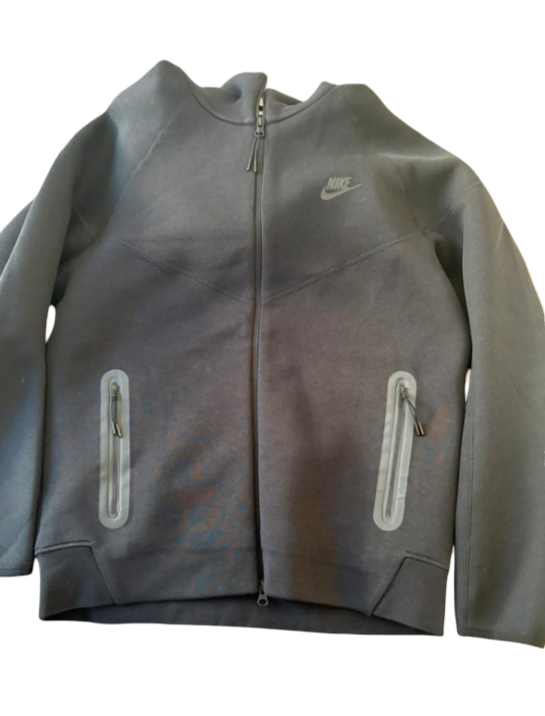 Nike: Men’s Zip-Up Hoodie (Black)