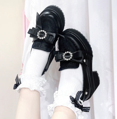 Jirai Kei: Bow Tie Rhinestone Platforms High-heel Shoes (Patent Black)