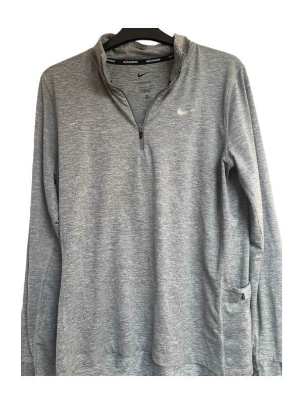 Nike: Men’s Half-Zip Top (Grey)