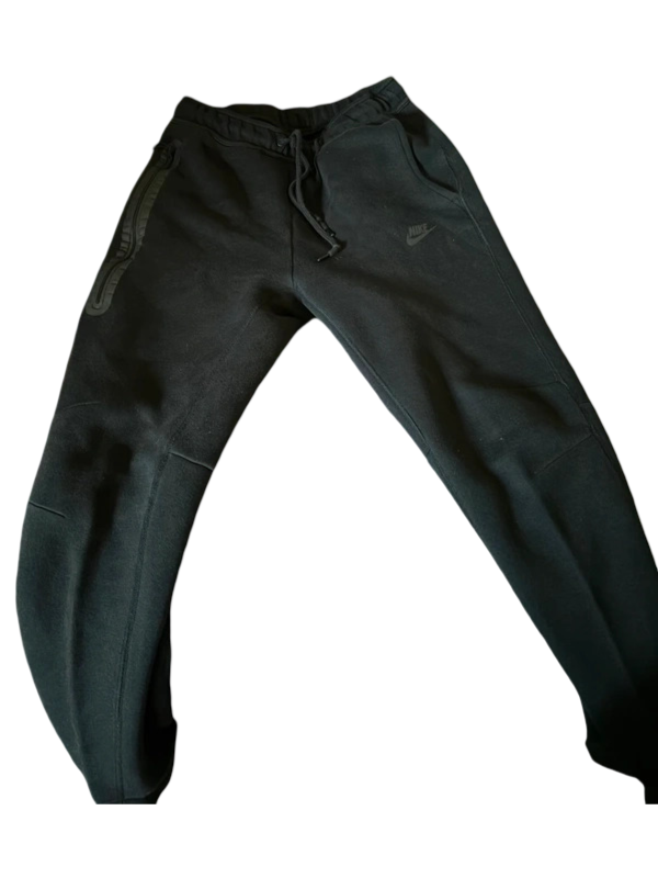 Nike: Men's Tech Fleece Joggers (Black)