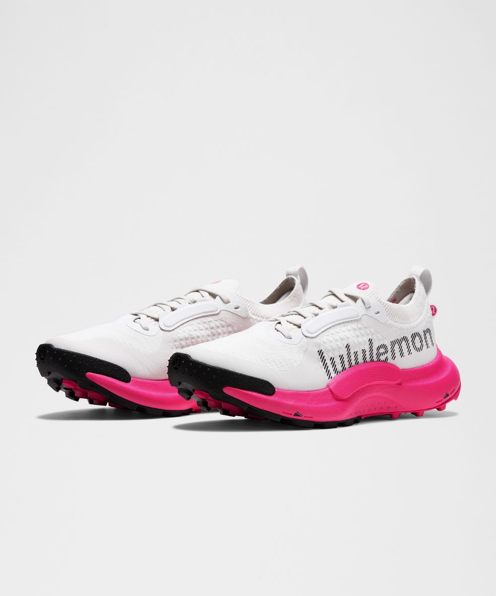 Women's WildFeel Trail Running Shoe (White/Pink/Black)