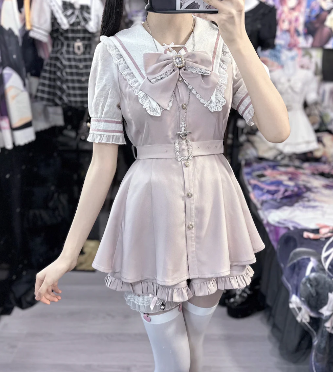 Jirai Kei: Short Sleeve Dress And Shorts Waist-cinching Set (Dusty Pink)