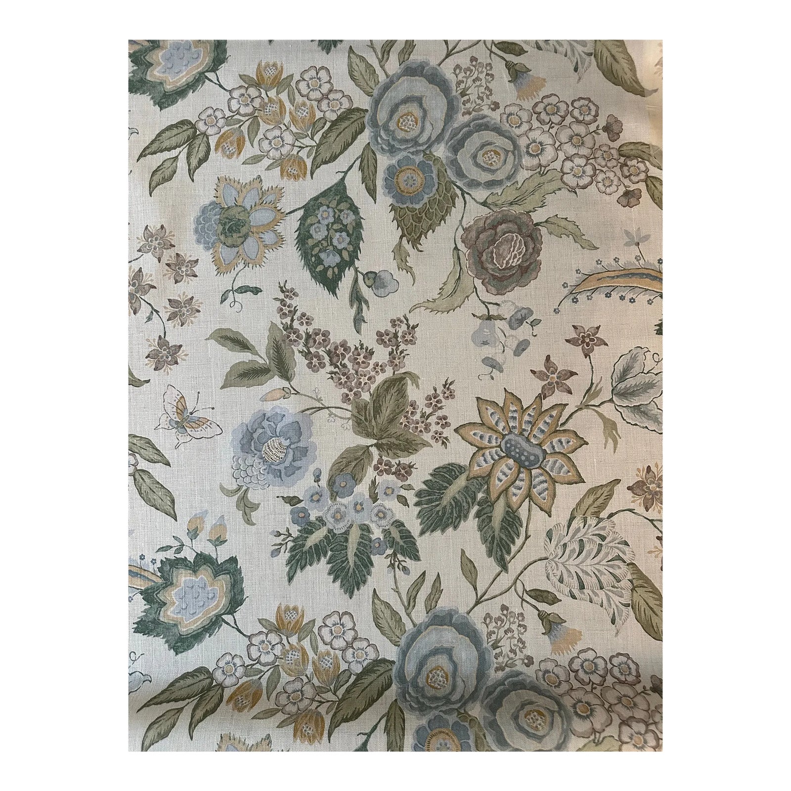 Colefax and Fowler: Emmeline Fabric