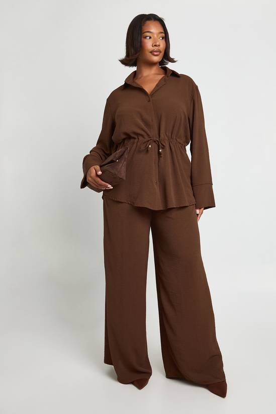 Women's Plus Chocolate Textured Woven Drape Short Sleeve Top Co-Ord