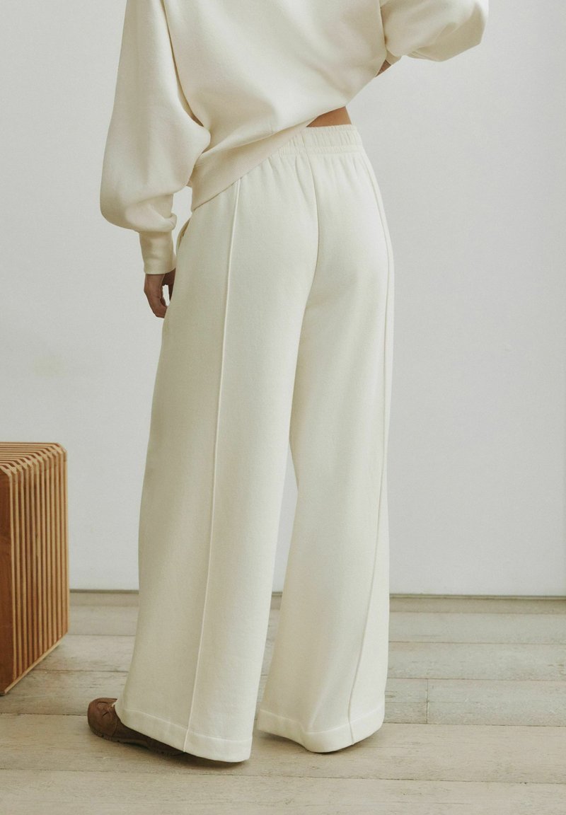 Tracksuit Bottoms (White)
