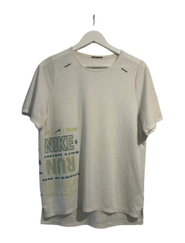 Nike: Men’s Running Top