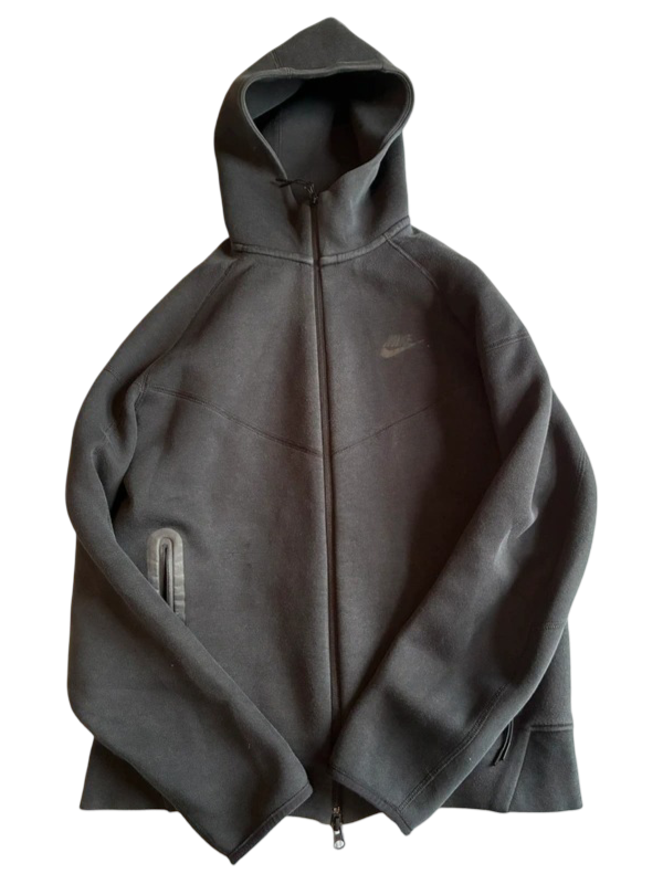 Nike: Men’s Tech Fleece Hoodie